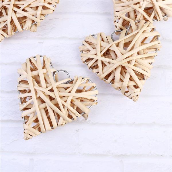 decorative objects & figurines willow woven pendant heart-shaped rattan hanging pendants personality large decorations
decorative objects & figurines willow woven pendant heart-shaped rattan hanging pendants personality large decorations