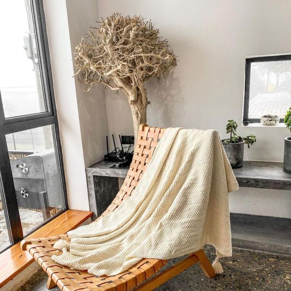blankets arrival mexican plaid blanket knitted solid color bed with tassels for warmth, comfort and high quality
blankets arrival mexican plaid blanket knitted solid color bed with tassels for warmth, comfort and high quality