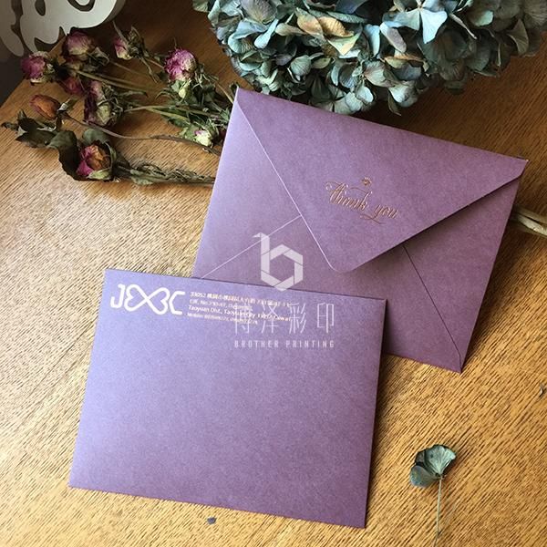 customized wedding business thick pearl paper wine red magenta envelope envelope stamping
customized wedding business thick pearl paper wine red magenta envelope envelope stamping