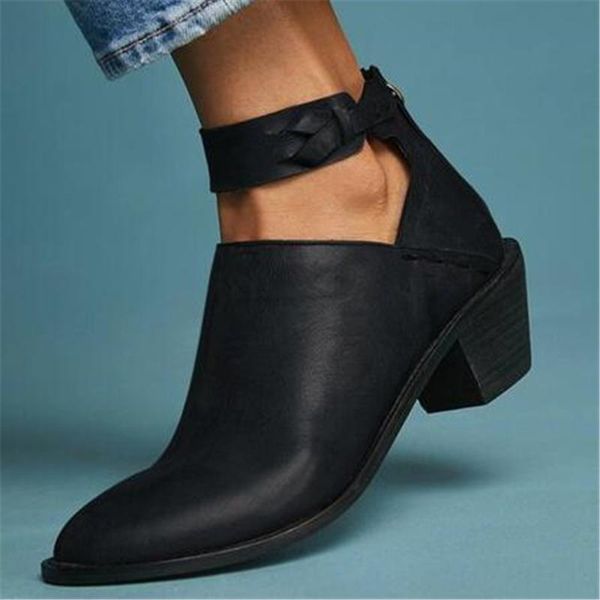 boots autumn and winter color thick heel small leather low women's shoes large size buckle snow women, Black
boots autumn and winter color thick heel small leather low women's shoes large size buckle snow women, Black