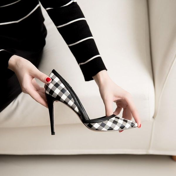 dress shoes autumn stitching stiletto high heel shallow mouth pointed toe all-match banquet large size small women's, Black
dress shoes autumn stitching stiletto high heel shallow mouth pointed toe all-match banquet large size small women's, Black