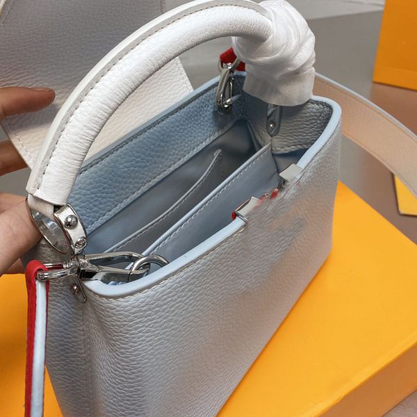 fashion women single shoulder bag messenger envelope trapezoidal bags detachable adjustable wide strap two colors fresh delicate
fashion women single shoulder bag messenger envelope trapezoidal bags detachable adjustable wide strap two colors fresh delicate