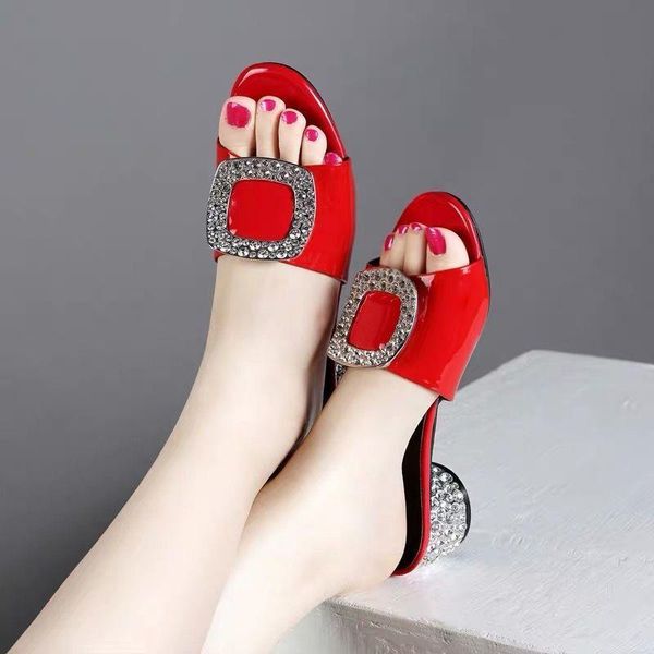 slippers women's red and black high-quality female slide fashion lightweight non-slip ladies shoes summer sandals
slippers women's red and black high-quality female slide fashion lightweight non-slip ladies shoes summer sandals