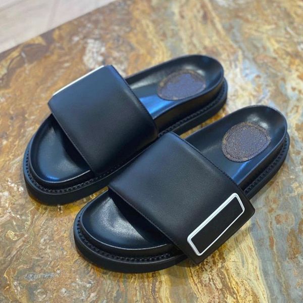 fashionable and durable men's slippers sandals women's summer wide bottom flip flops 34-44 size with box dust bag, Black
fashionable and durable men's slippers sandals women's summer wide bottom flip flops 34-44 size with box dust bag, Black