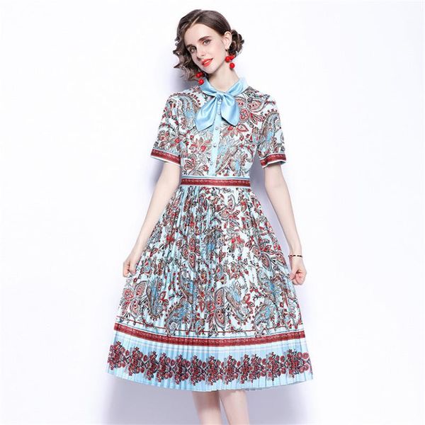 casual dresses summer designer dress women luxury 2021 runway vintage short sleeve floral print pleated quality vestidos, Black;gray
casual dresses summer designer dress women luxury 2021 runway vintage short sleeve floral print pleated quality vestidos, Black;gray