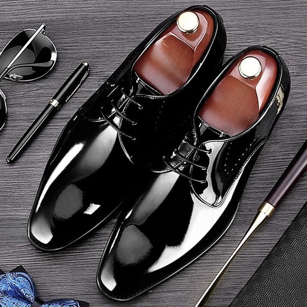 dress shoes patent leather men's oxfords formal round toe lace-up man handmade flats luxury designer male wedding bql27, Black
dress shoes patent leather men's oxfords formal round toe lace-up man handmade flats luxury designer male wedding bql27, Black