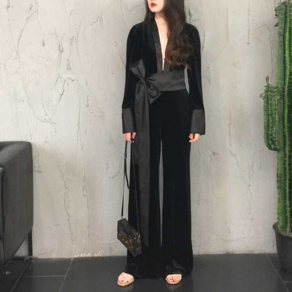 elegant women's romper v neck long sleeve high waist bandage velvet jumpsuits for women autumn fashion 210601, Black;white
elegant women's romper v neck long sleeve high waist bandage velvet jumpsuits for women autumn fashion 210601, Black;white