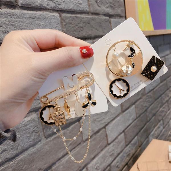 pins, brooches female women tassels brooch pin set coat hat decoration style three-piece suit mix colors, Gray
pins, brooches female women tassels brooch pin set coat hat decoration style three-piece suit mix colors, Gray
