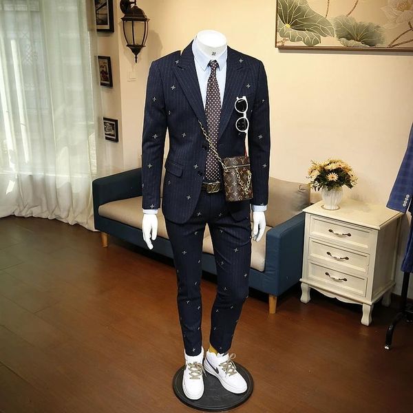 men's suits & blazers 2021 autumn fashion men business single breasted formal dress slim fit handsome embroidered suit casual, White;black
men's suits & blazers 2021 autumn fashion men business single breasted formal dress slim fit handsome embroidered suit casual, White;black