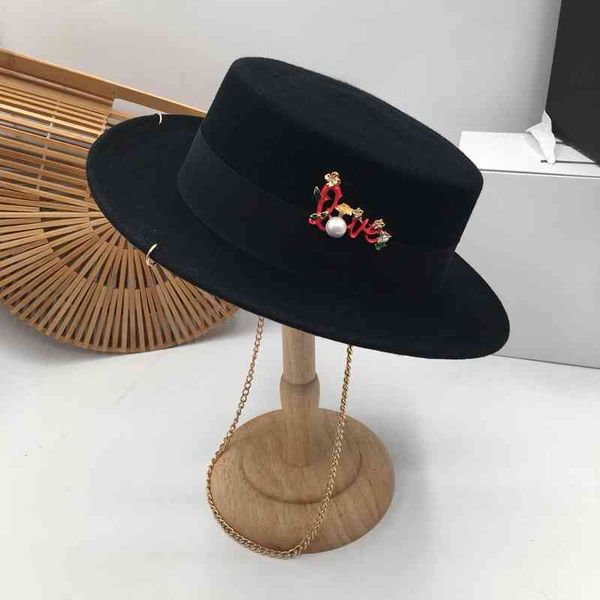 berets european and american stars women's cap black hat with chain female british wool fashion party felt s for women 6nw5, Blue;gray
berets european and american stars women's cap black hat with chain female british wool fashion party felt s for women 6nw5, Blue;gray