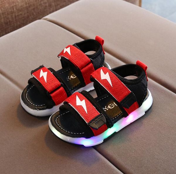 childrens glowing sandals illuminate childrens summer shoes glowing boys and girls sports sandals glittering soft beach shoes, Black;red
childrens glowing sandals illuminate childrens summer shoes glowing boys and girls sports sandals glittering soft beach shoes, Black;red