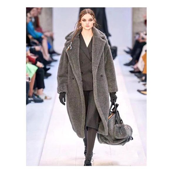 women's fur & faux teddy bear coat mid-length alpaca wool camel high-quality same-style silhouette, Black
women's fur & faux teddy bear coat mid-length alpaca wool camel high-quality same-style silhouette, Black
