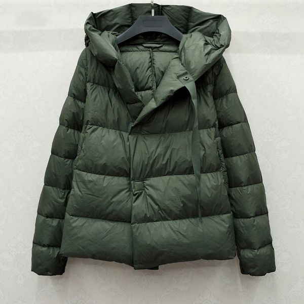 2021 new winter 90% ultra light white duck jacket women short down coat hooded parkas warm snow outwear nol5, Black
2021 new winter 90% ultra light white duck jacket women short down coat hooded parkas warm snow outwear nol5, Black