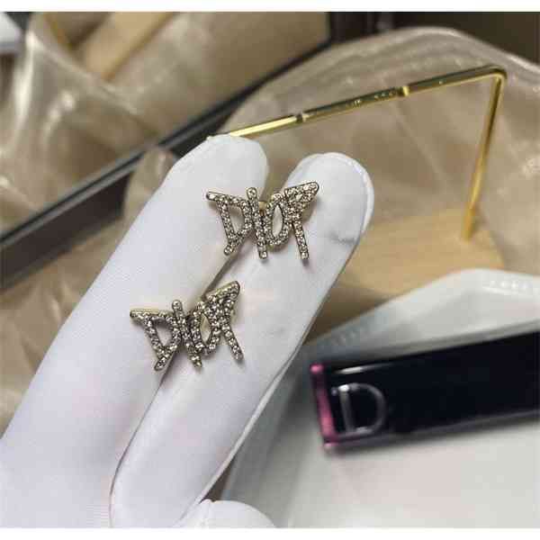 earrings quality classic full brilliant diamonds inlaid white small pearl street sred, the style versatile jewel accessories exclusive sale_, Golden;silver
earrings quality classic full brilliant diamonds inlaid white small pearl street sred, the style versatile jewel accessories exclusive sale_, Golden;silver
