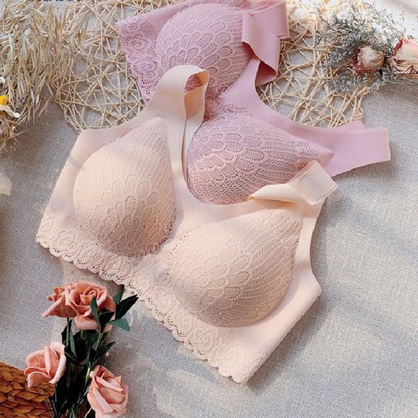 female intimates lingerie non-slip comfortable breathable underwear solid color women seamless bra padded bralette, Red;black 
female intimates lingerie non-slip comfortable breathable underwear solid color women seamless bra padded bralette, Red;black