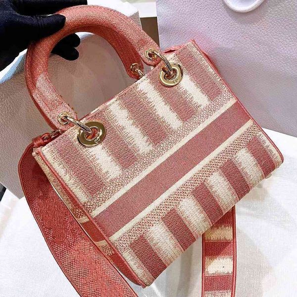 handbags luxurys designer body casual cross lady tote dio fashion shoulder s women large capacity messenger bag embroidery elegant owgb
handbags luxurys designer body casual cross lady tote dio fashion shoulder s women large capacity messenger bag embroidery elegant owgb