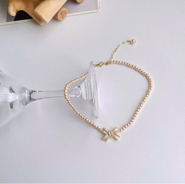 chokers bowknot pearl necklace women 2021 summer retro clavicle chain simple design neck, Golden;silver
chokers bowknot pearl necklace women 2021 summer retro clavicle chain simple design neck, Golden;silver