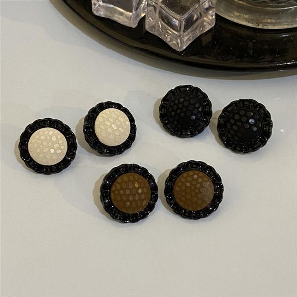stud geometric button earrings light luxury high sense vintage female korean niche design simple and versatile, Golden;silver
stud geometric button earrings light luxury high sense vintage female korean niche design simple and versatile, Golden;silver