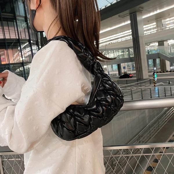 evening bags design folds small soft pu leather armpit crossbody for women 2021 winter lady shoulder handbag and purses fashion
evening bags design folds small soft pu leather armpit crossbody for women 2021 winter lady shoulder handbag and purses fashion