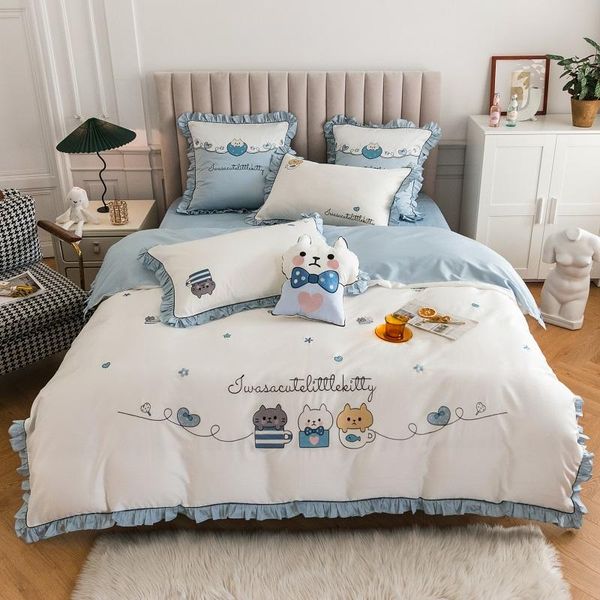 bedding sets cute cartoon kitty embroidery 100s egyptian cotton set double ruffles duvet cover bed linen pillowcase home textile
bedding sets cute cartoon kitty embroidery 100s egyptian cotton set double ruffles duvet cover bed linen pillowcase home textile
