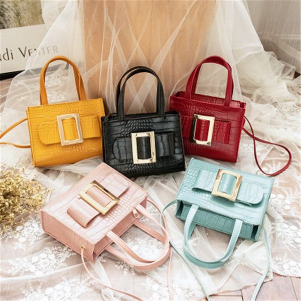 2021 new stone pattern portable small square bag crocodile pattern ladies one-shoulder diagonal bag new fashion wholesale cross body
2021 new stone pattern portable small square bag crocodile pattern ladies one-shoulder diagonal bag new fashion wholesale cross body