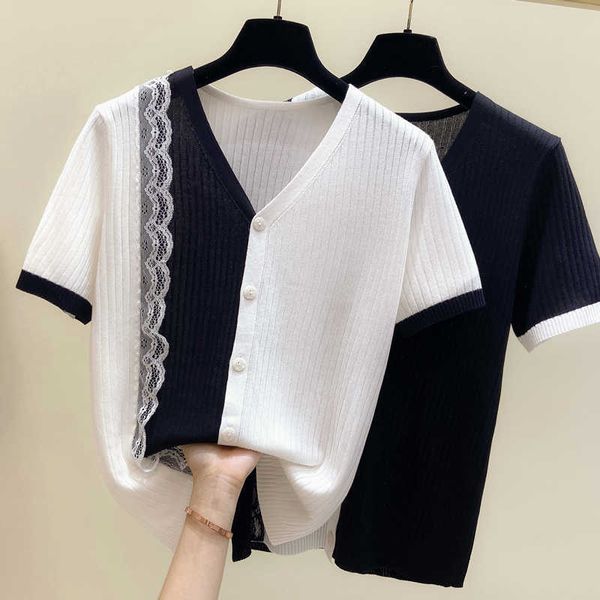 plus size summer women sweaters lace silk pullover v-neck short slim button korean jumpers candy color female 210604, White;black
plus size summer women sweaters lace silk pullover v-neck short slim button korean jumpers candy color female 210604, White;black