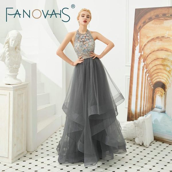 party dresses halter beades ruffles evening backless gray prom dress vestido de fiesta robe soiree gowns, White;black
party dresses halter beades ruffles evening backless gray prom dress vestido de fiesta robe soiree gowns, White;black