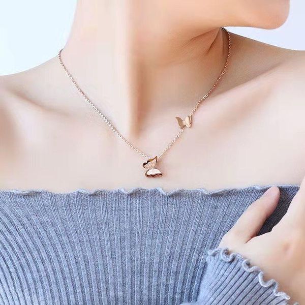 Titanium Steel Rose Gold Butterfly Necklace pendant Collarbone Chain Fashion Trendy Neck Jewelry For Women Or Girl, Silver
Titanium Steel Rose Gold Butterfly Necklace pendant Collarbone Chain Fashion Trendy Neck Jewelry For Women Or Girl, Silver