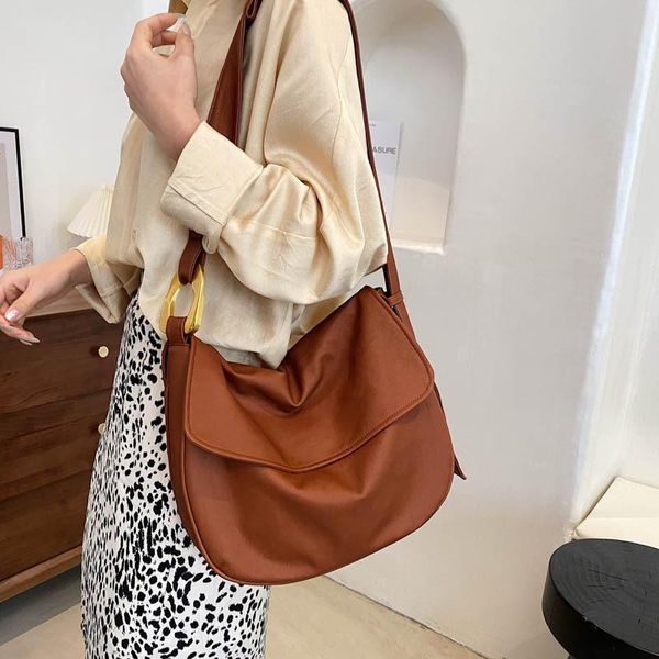 evening bags fashion luxury texture bag girl student retro messenger all-match soft leather shoulder
evening bags fashion luxury texture bag girl student retro messenger all-match soft leather shoulder