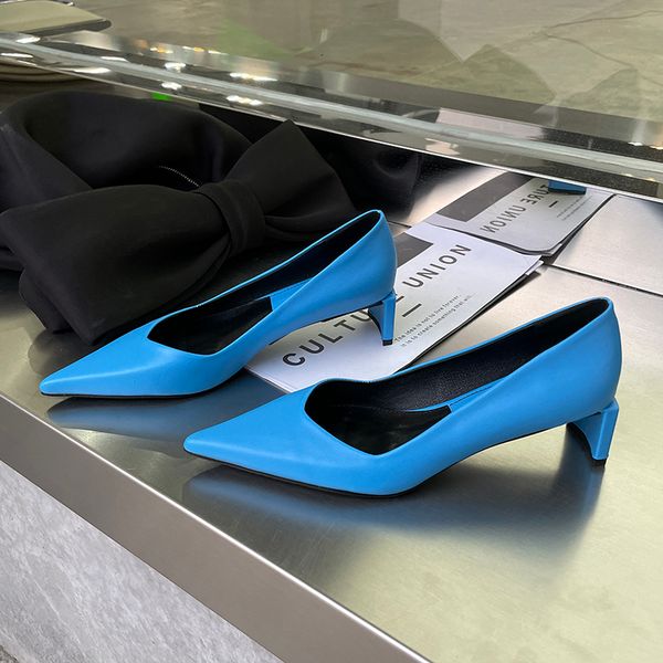 2021 new green rose women pointed toe strange heel pumps for party office lady shoes fashion spring design ob85, Black
2021 new green rose women pointed toe strange heel pumps for party office lady shoes fashion spring design ob85, Black