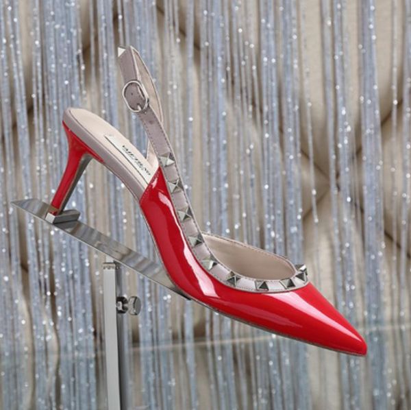 dress shoes 2021 ladies sandals red 8cm high heel comfortable rivet leather 34-41 banquet wedding work, Black
dress shoes 2021 ladies sandals red 8cm high heel comfortable rivet leather 34-41 banquet wedding work, Black