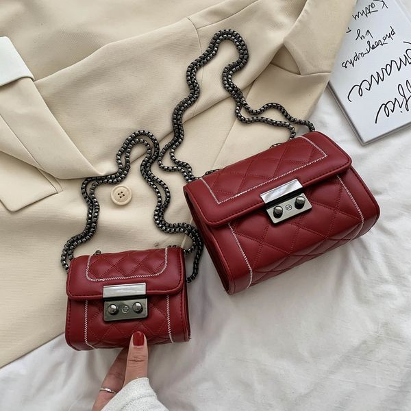 purses and handbags fashion solid color pu leather sewing thread square chain women's messenger bag crossbody bags for women c0225
purses and handbags fashion solid color pu leather sewing thread square chain women's messenger bag crossbody bags for women c0225