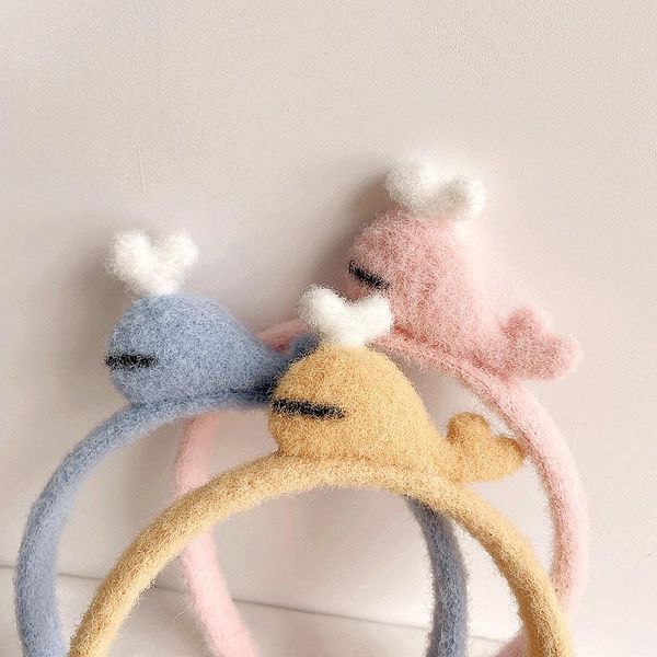 hair accessories cartoon plush little whale shaped children's band, Slivery;white
hair accessories cartoon plush little whale shaped children's band, Slivery;white