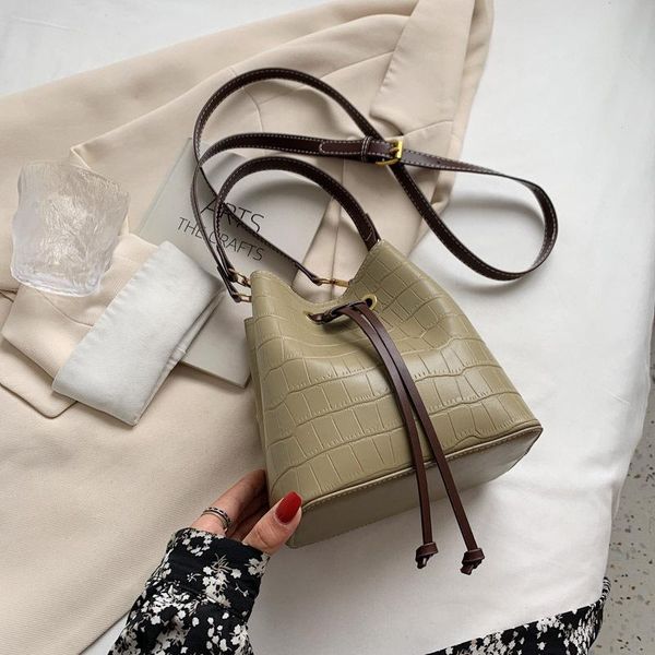 evening bags bag for women texture handbags 2021 trendy fashion simple large-capacity messenger shoulder underarm
evening bags bag for women texture handbags 2021 trendy fashion simple large-capacity messenger shoulder underarm