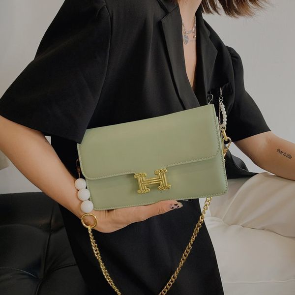 70% factory store fashionable and simple underarm female 2021 fashion chain messenger single shoulder bag
70% factory store fashionable and simple underarm female 2021 fashion chain messenger single shoulder bag
