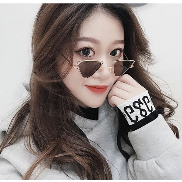 sunglasses 2021 punk women triangle eyes vintage glasses broken metal frame fashion men okulary, White;black
sunglasses 2021 punk women triangle eyes vintage glasses broken metal frame fashion men okulary, White;black