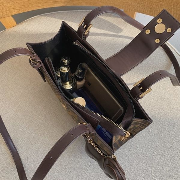 and winter women's single shoulder armpit bag new fashion decorative frosted chain messenger purses clearance
and winter women's single shoulder armpit bag new fashion decorative frosted chain messenger purses clearance
