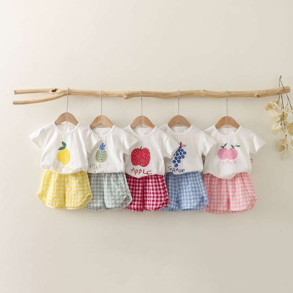 boys and girls suits ins south korean children's summer suit outing girls boys' t-shirt shorts two piece set fashion, White 
boys and girls suits ins south korean children's summer suit outing girls boys' t-shirt shorts two piece set fashion, White