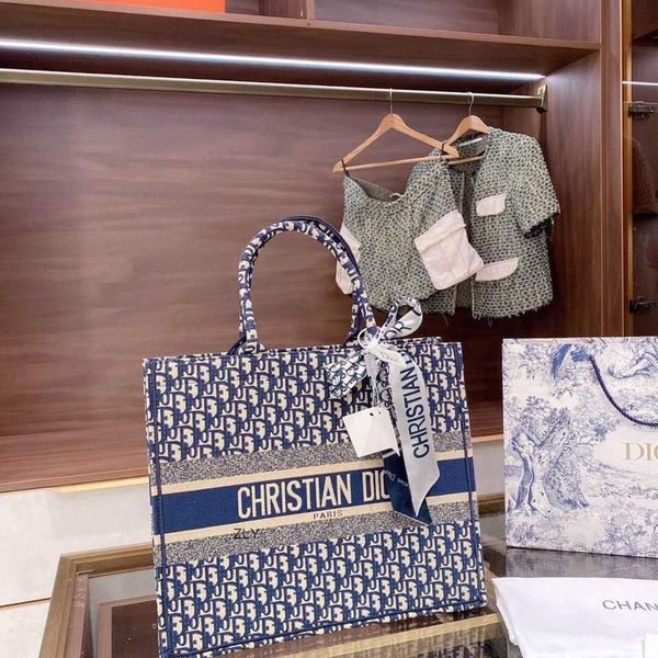 big bag women's fashion hand advanced embroidery leisure large capacity tote open shopping hand zly bags
big bag women's fashion hand advanced embroidery leisure large capacity tote open shopping hand zly bags