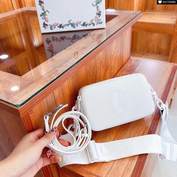 luxury designer camera bag original handbags evening bags excellent quality leather purse fashion brick messenger shoulder cosmetic bag
luxury designer camera bag original handbags evening bags excellent quality leather purse fashion brick messenger shoulder cosmetic bag