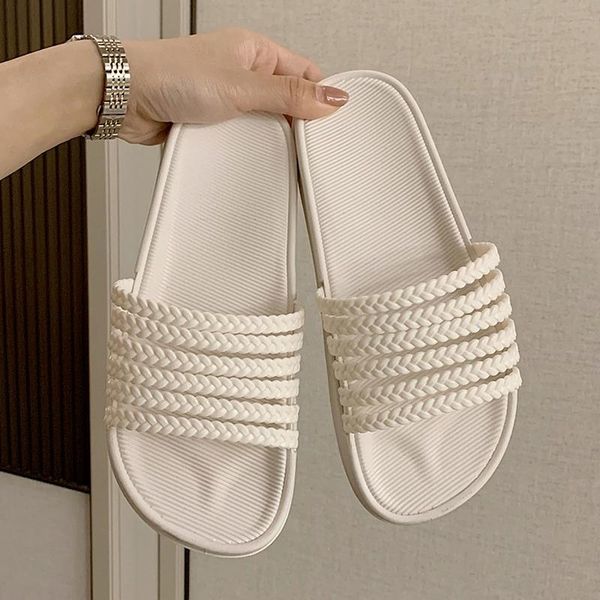 slippers cool women wear fashion vacation beach shoes summer anti - skid indoor, Black
slippers cool women wear fashion vacation beach shoes summer anti - skid indoor, Black