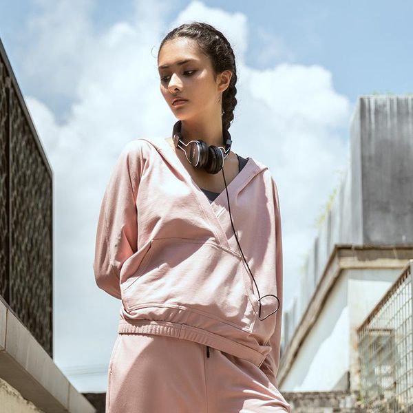 yoga sportswear new solid color fitness casual yogawear women's outdoor running sports hoodie solid color hooded yoga shirts
yoga sportswear new solid color fitness casual yogawear women's outdoor running sports hoodie solid color hooded yoga shirts
