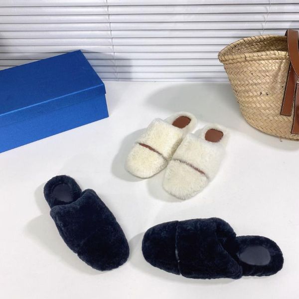 slippers 2021 fall winter mules lambswool women soft warm shoes round toe cute flats unique design, Black
slippers 2021 fall winter mules lambswool women soft warm shoes round toe cute flats unique design, Black