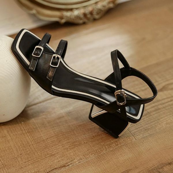 2021 shoes for woman leather ladies sandals square heels sandals woman shoes summer casual black zapatillas mujer
2021 shoes for woman leather ladies sandals square heels sandals woman shoes summer casual black zapatillas mujer