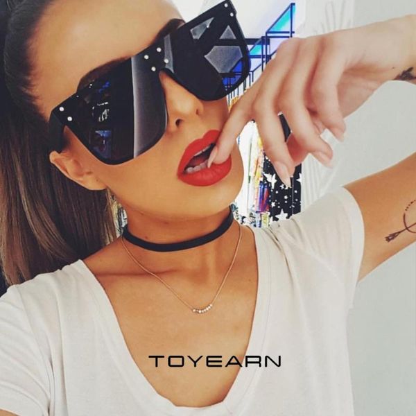 new fashion brand design square sunglasses women big rivet frame shades retro mirror sun glasses lunette de soleil femme uv400, White;black
new fashion brand design square sunglasses women big rivet frame shades retro mirror sun glasses lunette de soleil femme uv400, White;black