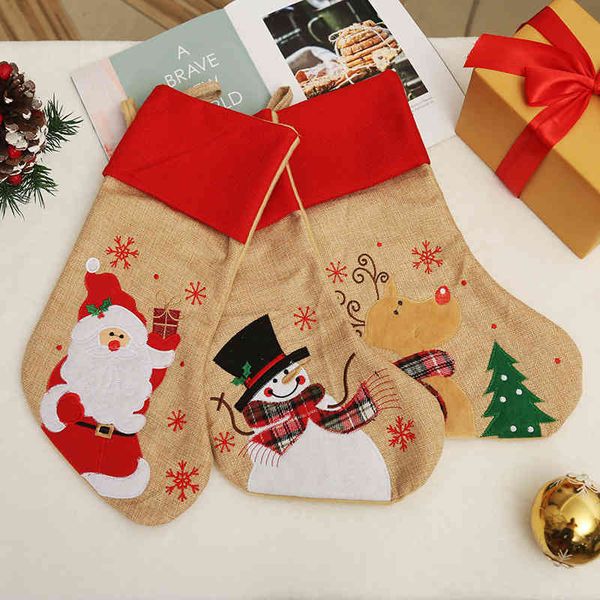 qiaoding new decoration linen red edge old man snowman christmas gift bag candy socks
qiaoding new decoration linen red edge old man snowman christmas gift bag candy socks