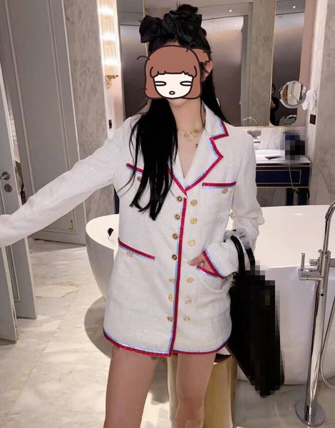 2021 autumn new style retro contrasting edge blazer design sense women's double breasted 221, White;black
2021 autumn new style retro contrasting edge blazer design sense women's double breasted 221, White;black