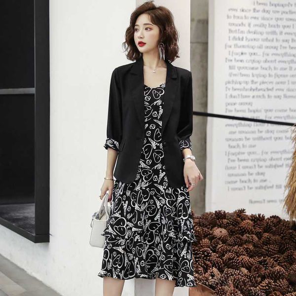suit summer blazer coat chiffon wave point sling drs foreign style korean women's two piece suit fashion, Black;gray
suit summer blazer coat chiffon wave point sling drs foreign style korean women's two piece suit fashion, Black;gray
