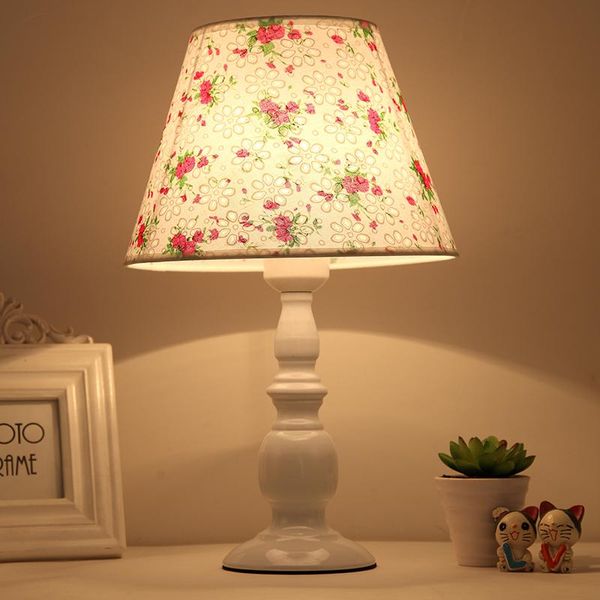 table lamps bedside lamp modern simple bedroom linen lampshade eye protection indoor
table lamps bedside lamp modern simple bedroom linen lampshade eye protection indoor