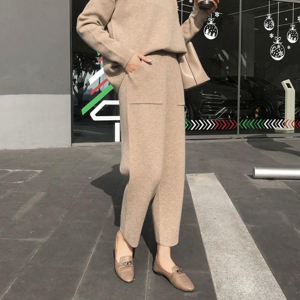 women's two piece pants 2 pieces set autumn spring knitted sweater pullover solid color +woman elastic waist pockets, White
women's two piece pants 2 pieces set autumn spring knitted sweater pullover solid color +woman elastic waist pockets, White